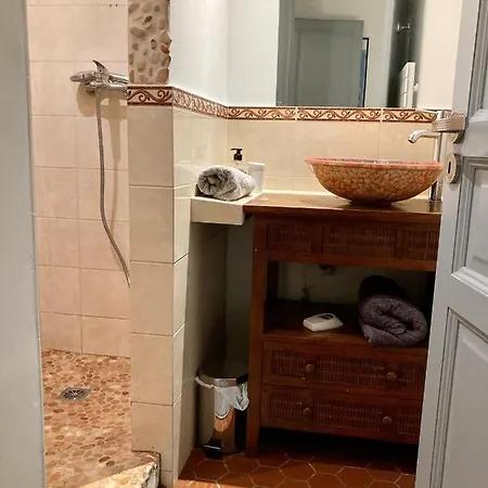 Les Restanques Maison Des Chenes Apercue Mer * Grimaud