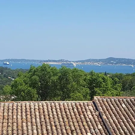 Holiday home Les Restanques Maison Des Chenes Apercue Mer