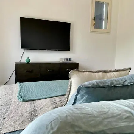 Holiday home Les Restanques Maison Des Chenes Apercue Mer